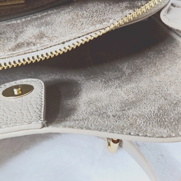 *NEW* Steve Madden Small Leather Tote Bag - Picture 9 of 9